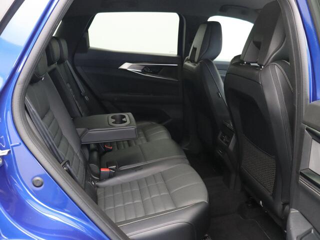 Renault Austral 160pk mild hybrid Iconic | Trekhaak | Harman Kardon | 1800kg Trekvermogen | Bestuurdersstoel met Massage | 360 Graden Camera | Stuur, Stoel en Voorruit Verwarming |