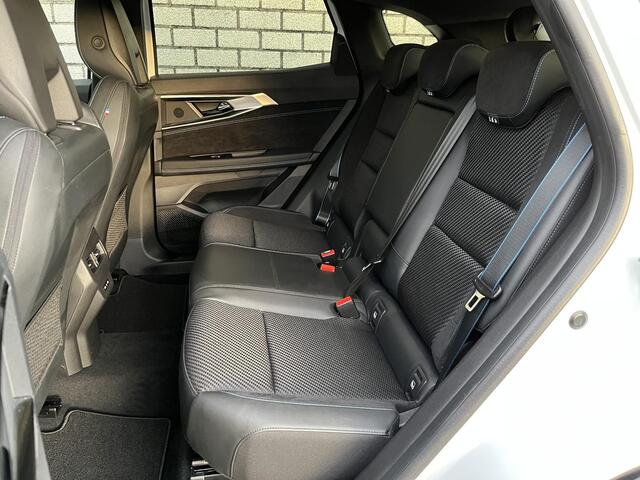 Renault Austral 1.2 E-Tech full hybrid 200 Iconic Esprit Alpine | 4Control wielbesturing | Harman Kardon Premium Audio | Panoramadak | Elektrische achterklep |