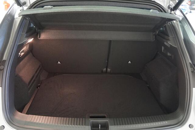 Renault Austral 1.2 mild hybrid advanced 130 techno Renault Austral 1.2 Mild Hybrid Advanced 130 Techno / PANORAMADAK / PACK SAFETY / AROUND VIEW CAMERA / A. KLEP ELEKTRISCH