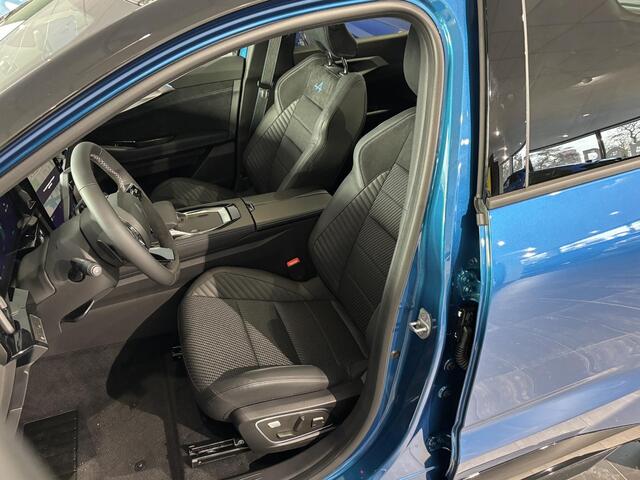 Renault Austral 1.2 E-Tech full hybrid 200 esprit Alpine / PACK AROUND VIEW CAMERA / PACK LIGHT & SOUND /