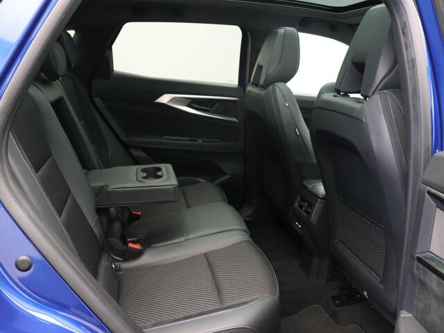 Renault Austral E-Tech full hybrid 200pk iconic esprit Alpine | Harman Kardon | Panoramadak | Sidesteps | Elektrische achterklep | Adaptive Cruise control |