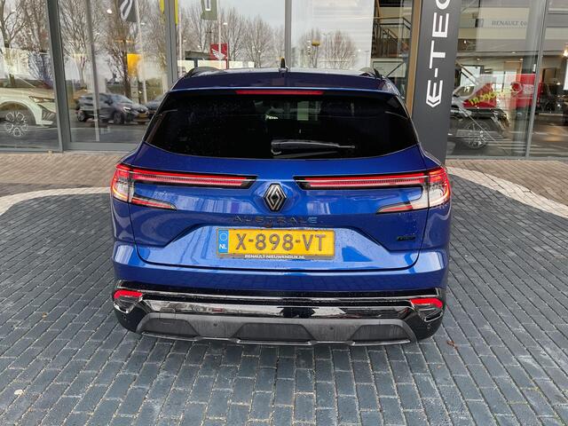 Renault Austral 1.2 E-Tech full hybrid 200 techno esprit Alpine / APPLE & ANDROID CARPLAY / NAVIGATIE / CLIMATE CONTROL / SENSOREN + CAMERA