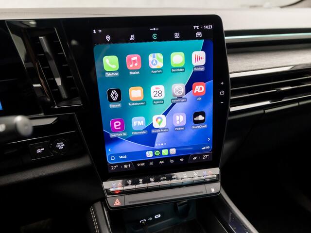 Renault Austral 1.2 mild hybrid Techno Automaat (APPLE CARPLAY, GROOT NAVI, CAMERA, STOELVERWARMING, KEYLESS, ZWART HEMEL, LANE ASSIST, NIEUWSTAAT)