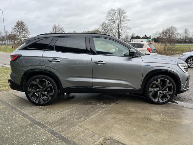 Renault Austral 1.2 E-Tech full hybrid 200PK iconic esprit Alpine / 4-Control / Harman Kardon / Panorama dak / LMV /