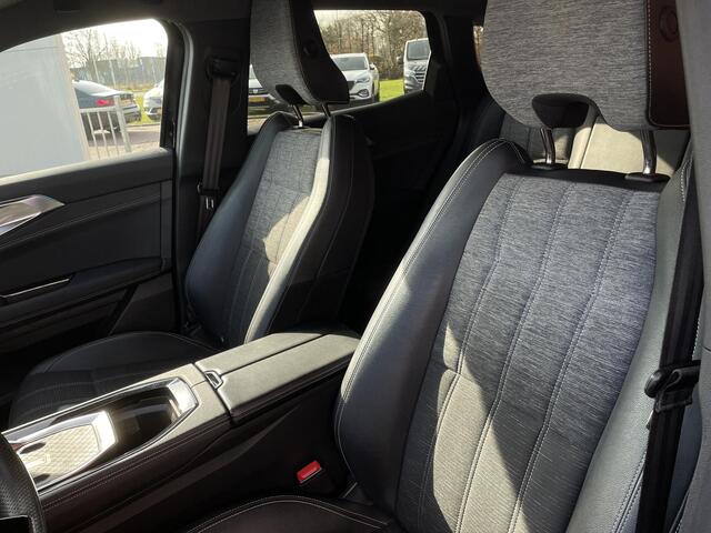 Renault Austral 1.2 E-Tech full hybrid 200 techno / PARKEERSENSOREN / ACHTERUITRIJCAMERA / DODEHOEKSENSOREN / CRUISE CONTROL