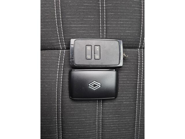 Renault Austral 1.2 E-Tech full hybrid 200 techno Automaat / Fabrieksgarantie tot 04-2028 / Panoramadak / Trekgewicht 1500 kg / Pack Look / Rondomzicht camera / Apple Carplay Android Auto / Adaptief cruise control / Keyless Entry/Start / Draadloze telefoon lader /