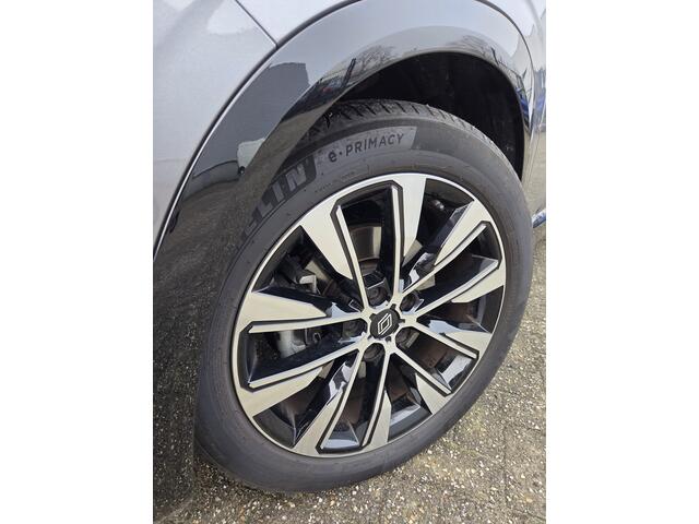 Renault Austral 1.2 E-Tech full hybrid 200 PK techno | Panoramisch glasdak met jaloezie | 360 camera | Groot scherm | NAVI-google | ECC gescheiden | Pack Safety |