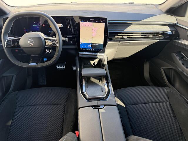 Renault Austral E-Tech full hybrid 200 iconic esprit Alpine / Fabrieks Garantie tot 02-2027 / 1.500 kg trekgewicht / 1e eigenaar / Adaptieve Cruise / Camera 360° / Stuur- en stoelverwarming / Elektrische stoelen & klep / Massagefunctie bestuurdersstoel / 19" LM wielen / 