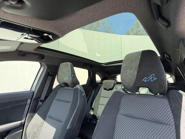 Renault Austral 1.3 mild hybrid 160 X-tronic techno esprit Alpine / Fabrieksgarantie tot 04-2027 / 1.800 kg trekgewicht / Panoramadak / Navigatie / Elektrische stoelen & klep / Camera / Stoelverwarming / LM 20" & All Season banden /