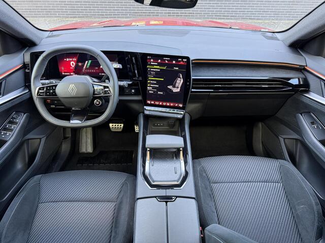 Renault Austral 1.3 mild hybrid 160 X-tronic techno esprit Alpine / Panorama dak / Camera / Navigatie / Stoelverwarming / All Season banden /