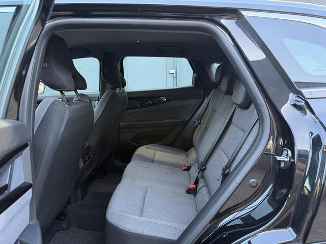 Renault Austral 1.3 mild hybrid 140 Equilibre Automaat / Dealer onderhouden / 1.800 kg trekgewicht / Apple Carplay / Android Auto / Achteruitrijcamera / Navigatie / Achteruitrijcamera