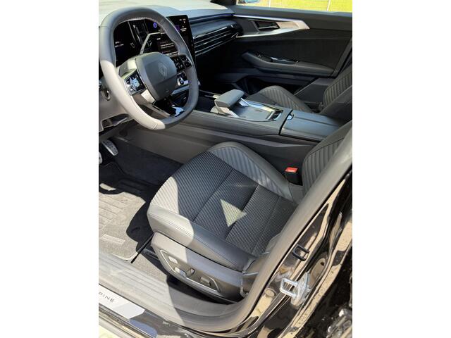 Renault Austral 1.2 E-Tech full hybrid 200 esprit Alpine Nieuw Model! / Navigatie / Carplay / Electr. klep / Electr. stoelen / Stoel/ Stuur verwarm. / Adaptive cruise