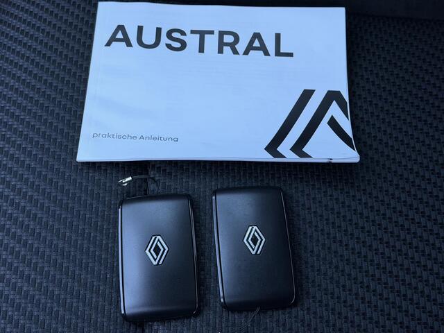 Renault Austral E-Tech full hybrid 200 techno esprit Alpine / Panorama dak / Fabrieksgarantie tot 3-2027 / Elektr. Stoelen / Stoel Massage / Stoelverwarming / 20" LM + All Season banden / Adaptieve Cruise / Apple Carplay & Android Auto /