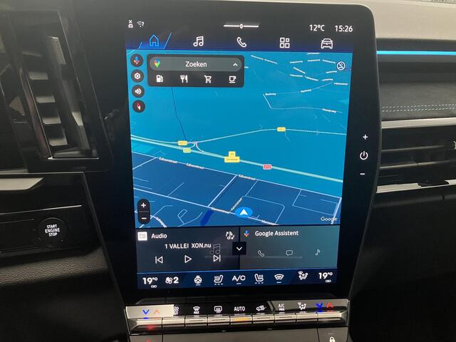 Renault Austral 1.2 E-Tech full hybrid 200 iconic esprit Alpine / Demonstratieauto / All seasonbanden / Google Maps Navigatie / Memoryseats / Camera / Adaptive Cruise Control / Stoel- en Stuurverwarming / Verwarmde Voorruit / Elektrische Kofferbak /