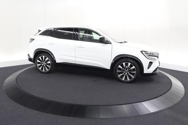 Renault Austral Mild Hybrid 160 X-tronic Techno | 1.800 kg trekvermogen | Trekhaak | Camera | Apple Carplay | Parkeersensoren