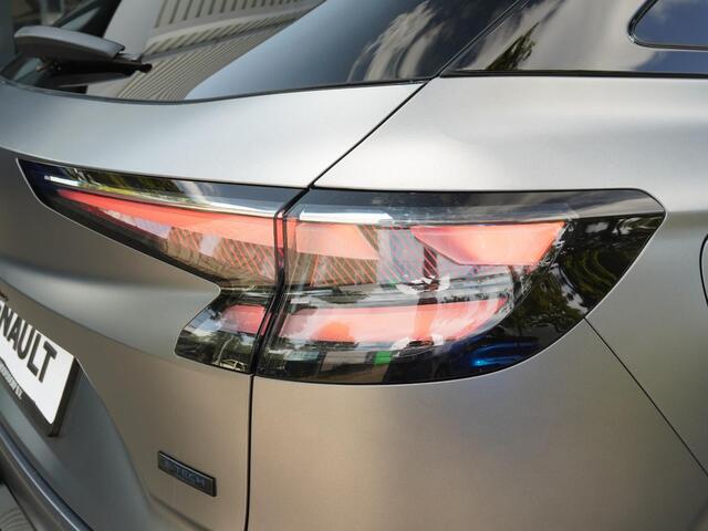 Renault Austral 1.2 E-Tech full hybrid 200 esprit Alpine AUTOMAAT / 11.000KM / PACK AROUND VIEW CAMERA / ADAPT. CRUISE / NAVI / CAMERA 360 / ELEK. ACHTERKLEP / ELEK. STOELEN / STOELV. / STUURV. / 20'' LMV