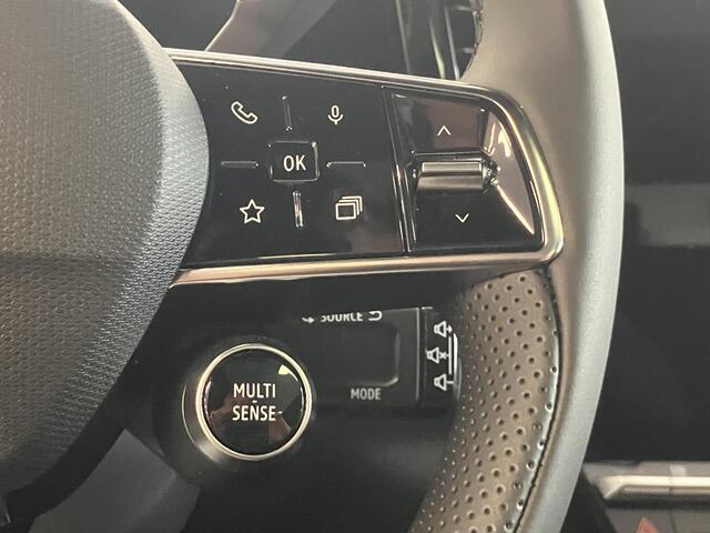 Renault Austral E-Tech Full Hybrid 200 Techno * PANORAMADAK / TREKHAAK / DEMO 74 KM ! *