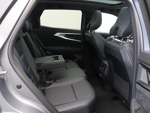 Renault Austral Iconic esprit Alpine Hybrid 200 | Achteruitrijcamera | Blind Spot Warning | Elektrisch verwarmbare voorstoelen