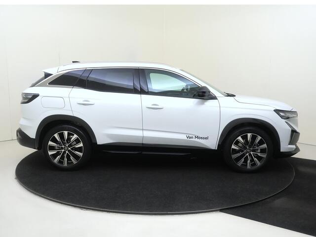 Renault Austral 1.2 E-Tech full hybrid 200 PK Techno | Automaat | Navigatie | Parkeer Camera Achter | Parkeersensoren Voor + Achter | Climate Control | Pack Winter