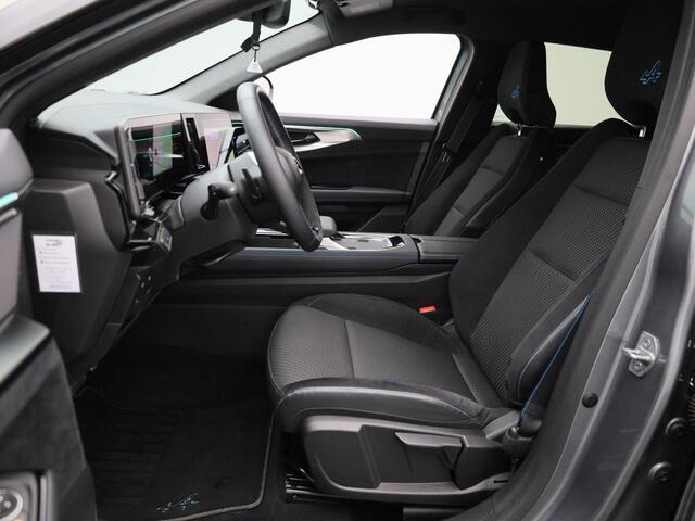 Renault Austral 1.2 E-Tech full hybrid 200 techno esprit Alpine | Google Navigatie | Adaptieve Cruise Control | Elektrische Achterklep | Parkeersensoren Voor & Achter | Achteruitrijcamera | Climate Control | Draadloze Telefoonlader | Apple carplay/Android Auto |