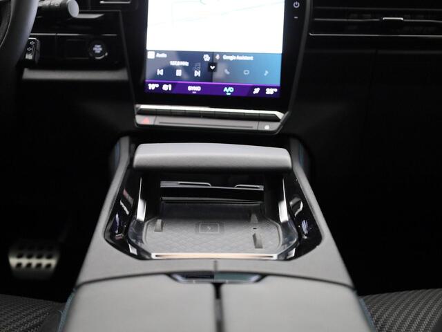 Renault Austral 1.2 E-Tech full hybrid 200 techno esprit Alpine | Navigatie | Camera | Adaptief cruise. | Alcantara | Trekhaak | Electrische klep
