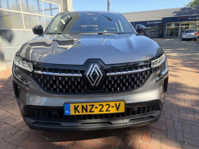 Renault Austral 1.2 E-Tech full hybrid 200 techno Navi & Carplay | Cruise | 360 Camera | Full Led | 2024