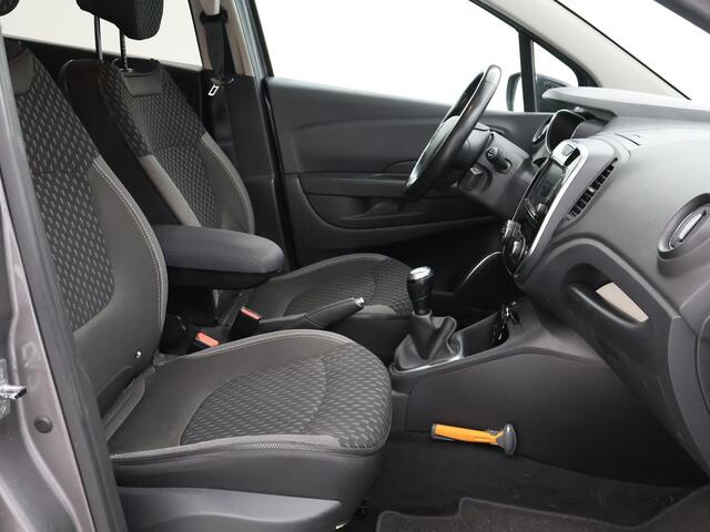 Renault CAPTUR 0.9 TCe INTENS + CAMERA / TREKHAAK / NAVIGATIE / DAB / LED