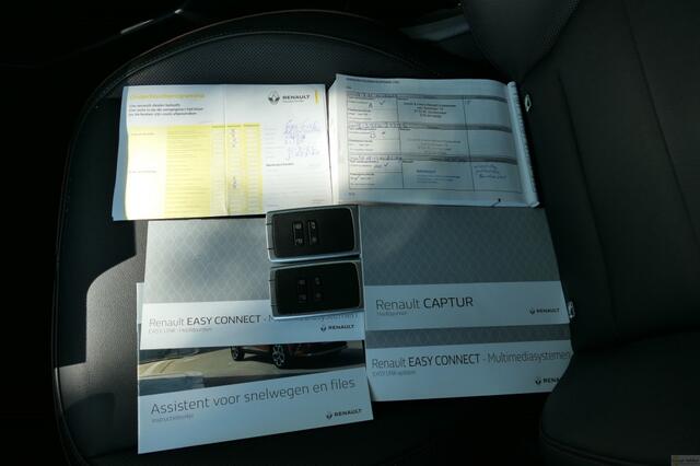Renault CAPTUR TCe 130 EDC Automaat Initiale Paris