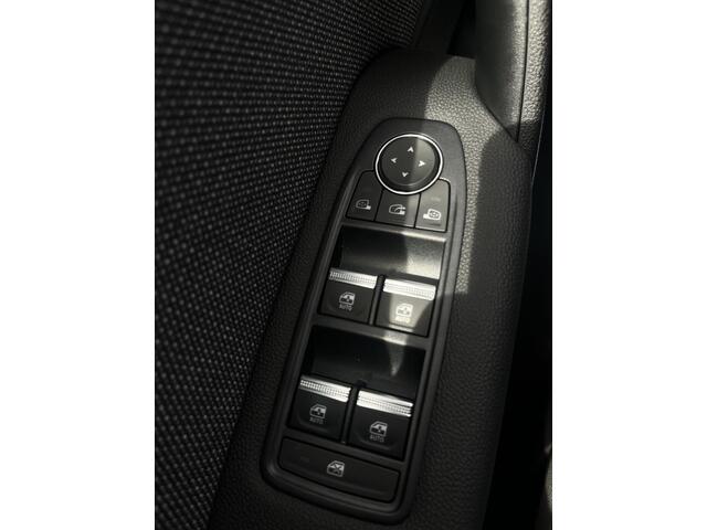Renault CAPTUR 1.3 Mild Hybrid 160 techno / Uit Voorraad Leverbaar / Nieuw te Bestellen /