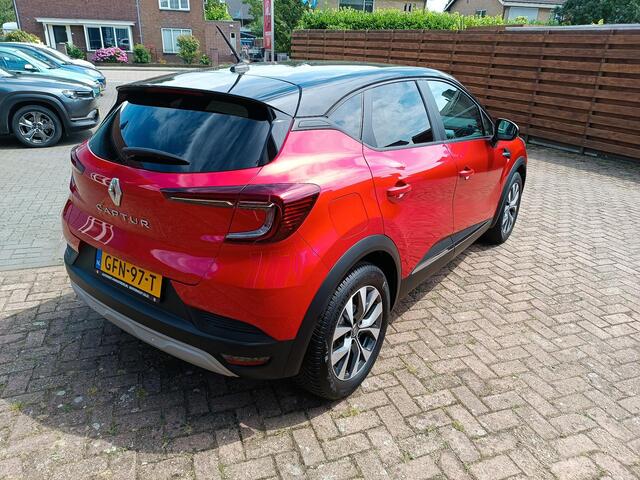 Renault CAPTUR 1.0 TCe 100 Navi, cruise, Climate