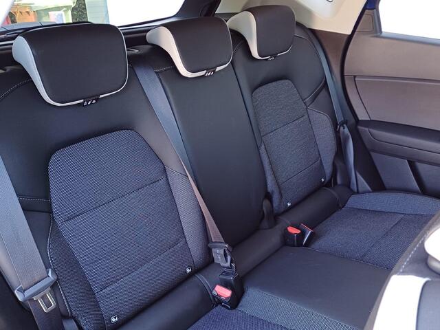 Renault CAPTUR 1.0 TCe 90 techno Climate Control / Navigatie / Bose Audio / Cruise Control / Keyless Entry / DAB / LED