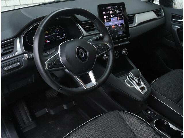 Renault CAPTUR 1.6 E-Tech Plug-in Hybrid 160 Intens | Navigatie 9,3" | Achteruitrijcamera | LM-Velgen | Climate Control | Stoelverwarming | Stuurwielverwarming |