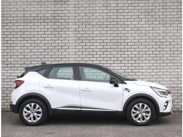 Renault CAPTUR 1.6 E-Tech Plug-in Hybrid 160 Intens | Navigatie 9,3" | Achteruitrijcamera | LM-Velgen | Climate Control | Stoelverwarming | Stuurwielverwarming |