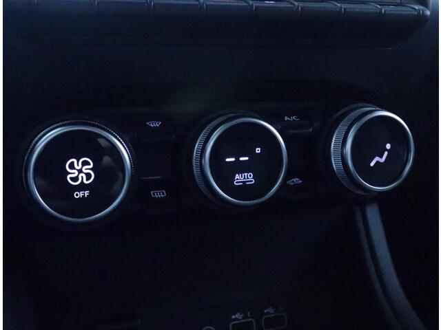 Renault CAPTUR 1.3 Mild Hybrid 160 EDC Techno