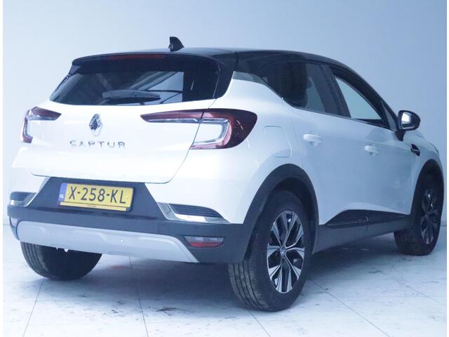 Renault CAPTUR 1.3 Mild Hybrid 160 EDC Techno