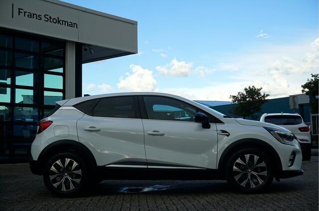 Renault CAPTUR 1.3 TCE 140 EDC Techno
