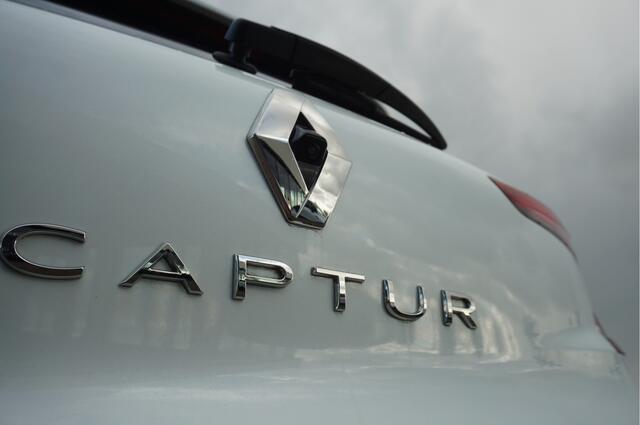 Renault CAPTUR 1.3 TCE 140 EDC Techno
