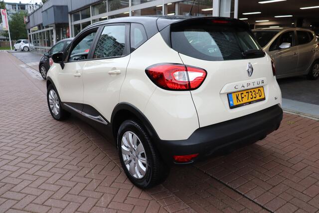 Renault CAPTUR 1.2 TCe Expression Automaat.
