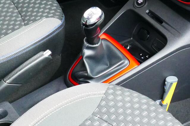 Renault CAPTUR 0.9 TCe Intens 1-Eig. R-Link, Camera, Navi, Clima, Cruise, Led Koplampen, Haak 1200kg