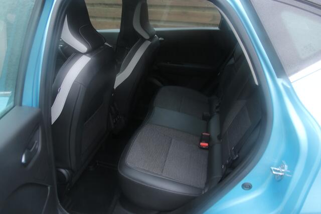 Renault CAPTUR 1.6 E-Tech Plug-in Hybrid 160 Intens / Navi / Climate / stoelverwarming / parkeersensoren