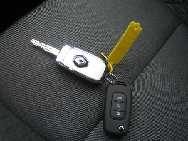 Renault CAPTUR 1.0 Equilibre Two Tone