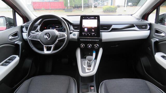 Renault CAPTUR 1.6 E-Tech Plug-in Hybrid 160 Intens Camera, Stoelverw., Navigatie, 30661 km !!