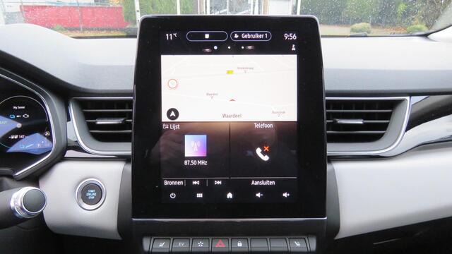Renault CAPTUR 1.6 E-Tech Plug-in Hybrid 160 Intens Camera, Stoelverw., Navigatie, 30661 km !!