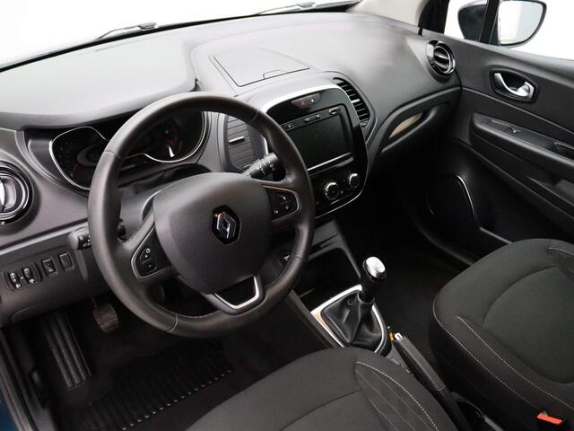 Renault CAPTUR TCe 90pk Limited Airco | Cruisecontrol | Navi | Parksens. achter | Trekhaak