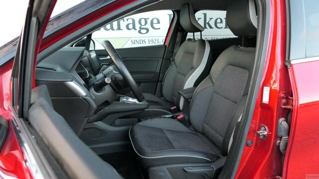 Renault CAPTUR TCe 130 EDC Automaat Intens