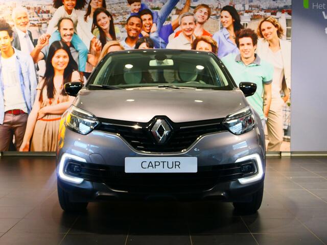 Renault CAPTUR 0.9 TCe Intens - Afneembare trekhaak, sensor achter, airco, radio, clima