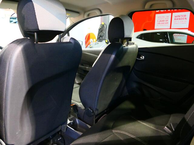Renault CAPTUR 0.9 TCe Intens - Afneembare trekhaak, sensor achter, airco, radio, clima