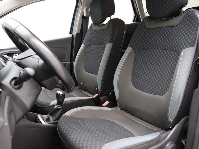 Renault CAPTUR TCe 90pk Intens Climate | Cruise | Navi | Parksens. achter
