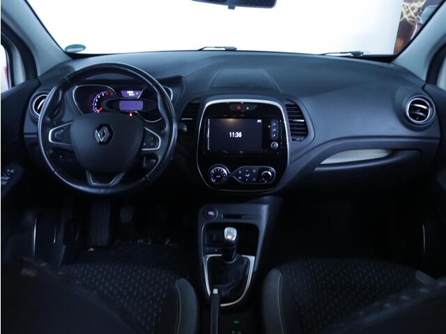 Renault CAPTUR 0.9 TCe 90 Intens | Achteruitrijcamera | Sidesteps