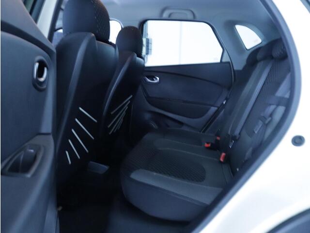 Renault CAPTUR 0.9 TCe 90 Intens | Achteruitrijcamera | Sidesteps